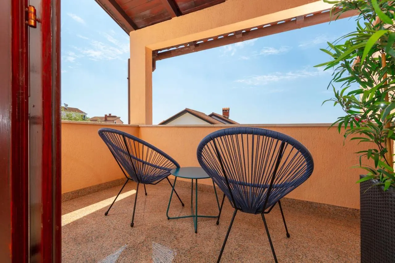 Villa Lili 0*, Pula Croatia