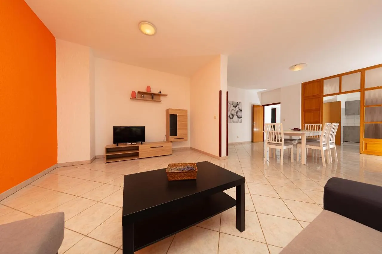 Apartman Villa Lili