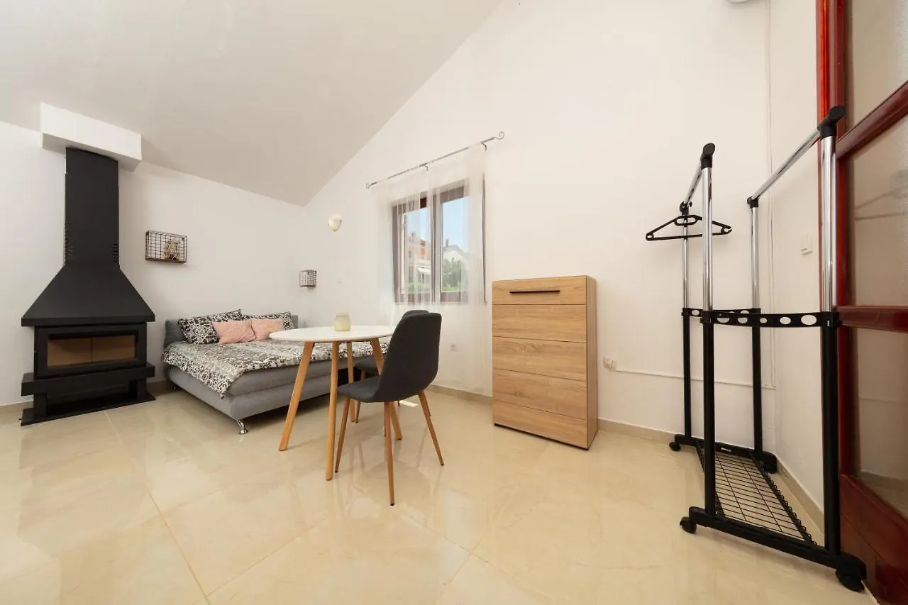 Villa Lili Apartman